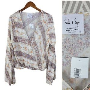 New Sadie & Sage Blouse Top size XL Light weight wrap Floral Bell Sleeve boho